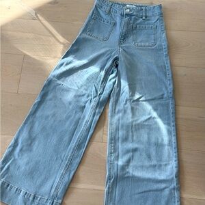 H&M High Waisted Jeans Size 2 (25 in)